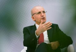 وزير المالية التركي محمد شيمشك يتحدث خلال جلسة في واشنطن يوم 17 أبريل نيسان 2026. تصوير: إليزابيث فرانتز - رويترزوزير المالية التركي محمد شيمشك يتحدث خلال جلسة في واشنطن يوم 17 أبريل نيسان 2026. تصوير: إليزابيث فرانتز - رويترز