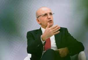 وزير المالية التركي محمد شيمشك يتحدث خلال جلسة في واشنطن يوم 17 أبريل نيسان 2026. تصوير: إليزابيث فرانتز - رويترزوزير المالية التركي محمد شيمشك يتحدث خلال جلسة في واشنطن يوم 17 أبريل نيسان 2026. تصوير: إليزابيث فرانتز - رويترز