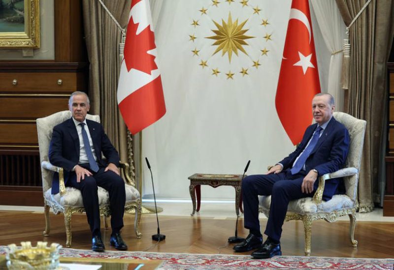الرئيس التركي رجب طيب أردوغان خلال اجتماع مع رئيس الوزراء الكندي مارك كارني على هامش قمة قادة حلف الناتو في القصر الرئاسي في أنقرة يوم 7 يوليو تموز 2026. صورة نشرها المكتب الصحفي للرئاسة التركية وحصلت عليها رويترز من طرف ثالث. (يحظر إعادة بيع الصورة أو الاحتفاظ بها في الأرشيف)