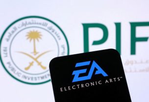 شعارا شركة إلكترونيك آرتس والصندوق السيادي السعودي في صورة توضيحية التقطت يوم 30 سبتمبر أيلول 2025. تصوير: دادو روفيتش - رويترز