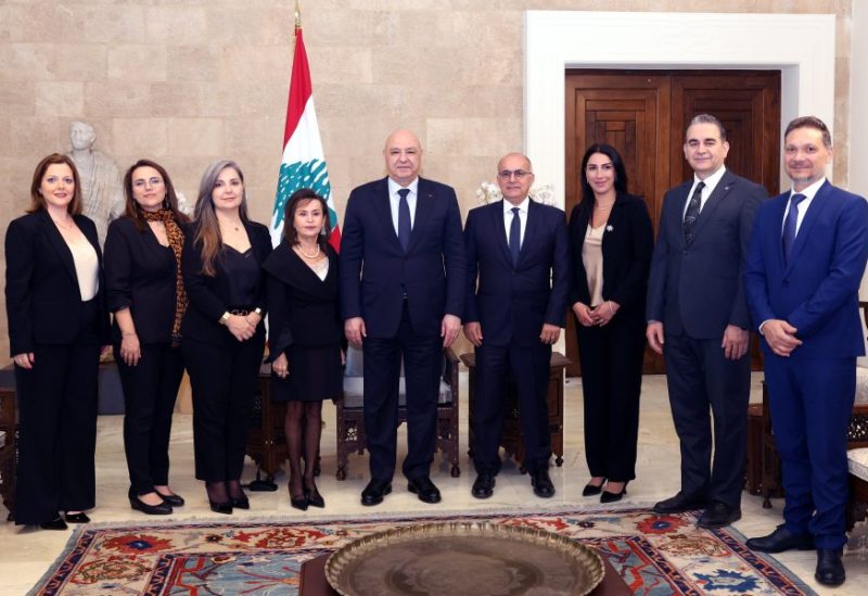 الرئيس جوزاف عون خلال استقباله وفد نقابة النفسانيين