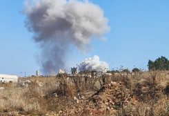 الجيش الإسرائيلي يقوم بسلسلة تفجيرات عنيفة استهدفت عيترون وميس الجبل، والمنطقة الواقعة بين بلدتي الطيري وبنت جبيل