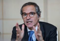 [1/4] المدير العام للوكالة الدولية للطاقة الذرية رافائيل جروسي والمرشح لمنصب الأمين العام للأمم المتحدة يتحدث خلال مؤتمر صحفي في سيول يوم 15 أبريل نيسان 2026. صورة لرويترز من ممثل لوكالات الأنباء.