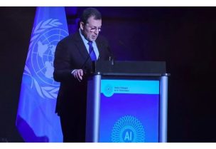 وزير المهجرين ووزير الدولة لشؤون التكنولوجيا والذكاء الاصطناعي، الدكتور كمال شحادة