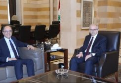 رئيس مجلس الوزراء الدكتور نواف سلام مدير إدارة الشرق الأوسط وآسيا الوسطى في صندوق النقد الدولي جهاد أزعور