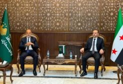 وزير الأشغال العامة والنقل فايز رسامني ونظيره وزير النقل السوري الدكتور يعرب بدر