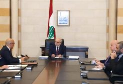 رئيس الحكومة نواف سلام يترأس اجتماعاً لمتابعة مشاريع التعافي في الجنوب