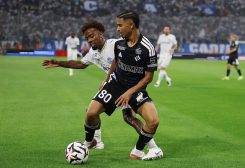 الجناح المغربي ياسين جسيم لاعب ستراسبورج أثناء مباراة فريقه أمام أولمبيك مارسيليا. رويترز