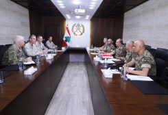 قائد الجيش العماد رودولف هيكل يستقبل رئيس مجموعة التنسيق العسكري الخاصة بلبنان "MCG4L" الجنرال الأميركي جوزيف كليرفيلد