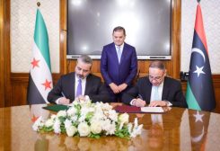 وزير الخارجية السوري أسعد الشيباني يوقع اتفاقية في مجال التعاون الثنائي بين سوريا وليبيا بحضور رئيس حكومة الوحدة الوطنية عبد الحميد الدبيبة