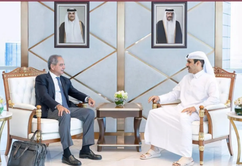 وزير الدولة لشؤون الطاقة في قطر سعد بن شريدة الكعبي، مع وزير الطاقة والمياه جوزاف الصدي