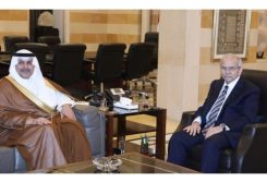 سلام يستقبل السفير السعودي ويبحث تطورات الجنوب والتعاون بين البلدين