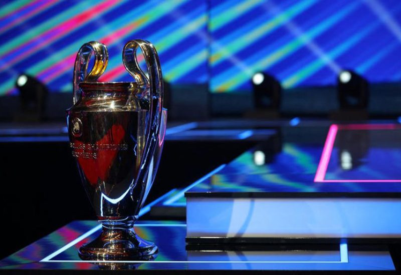 كأس دوري أبطال أوروبا قبل إجراء قرعة دور المجموعات في منتدى جريمالدي بموناكو. رويترز