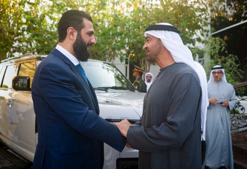الرئيس السوري أحمد الشرع التقى في أبوظبي رئيس دولة الإمارات الشيخ محمد بن زايد آل نهيان