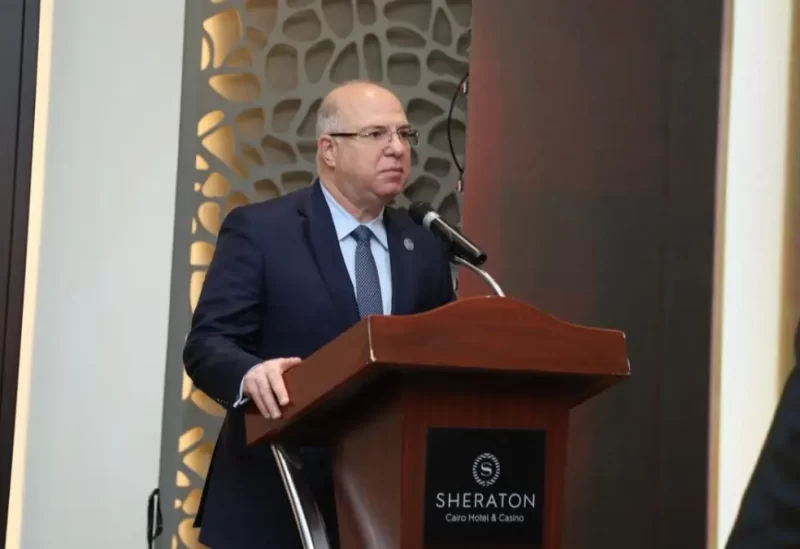 وزير العمل محمد حيدر من القاهرة