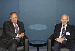 رئيس مجلس الوزراء الدكتور نواف سلام مع الأمين العام لجامعة الدول العربية نبيل فهمي في نيويورك