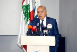 وزير الثقافة والشباب غسان سلامة من مؤتمر صحافي في المكتبة الوطنية - الصنائع