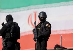 من قوات الأمن الإيرانية في طهران