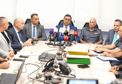 النائب العام التمييزي القاضي أحمد رامي الحاج خلال زيارته غرفة العمليات المركزية المشتركة في قيادة الدرك في جسر الباشا